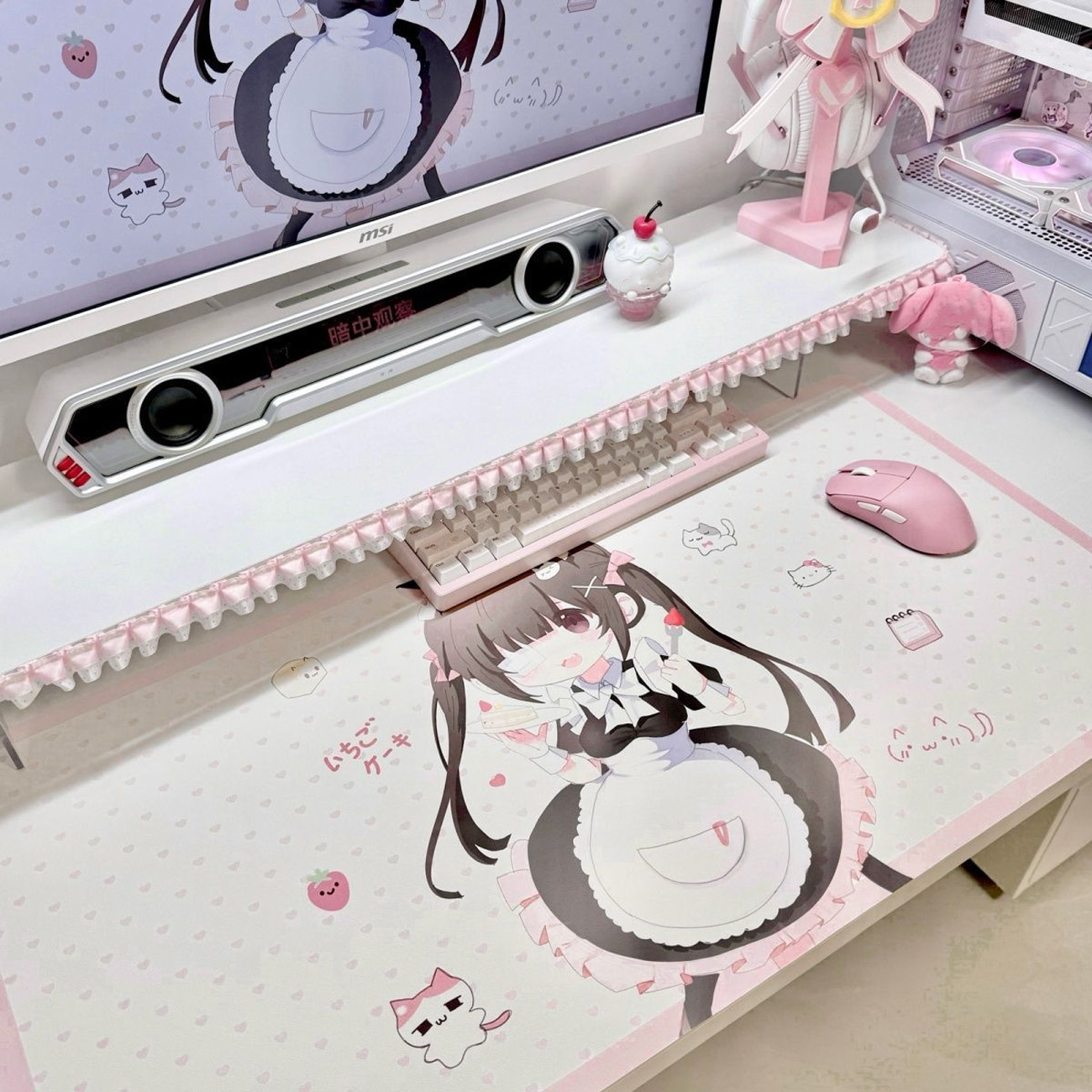 Leather Desk Pad - Şirin Anime Hizmetçi Kız Figürlü, PU